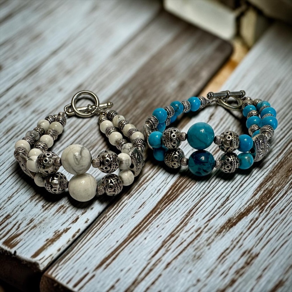 Artisan Beaded Bracelet Lot 2 Turquoise White Howlite Style Toggle Set